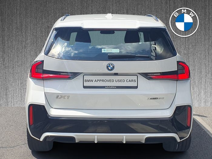 BMW iX1 2023