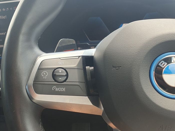BMW iX1 2023