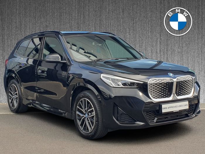 BMW iX1 2025