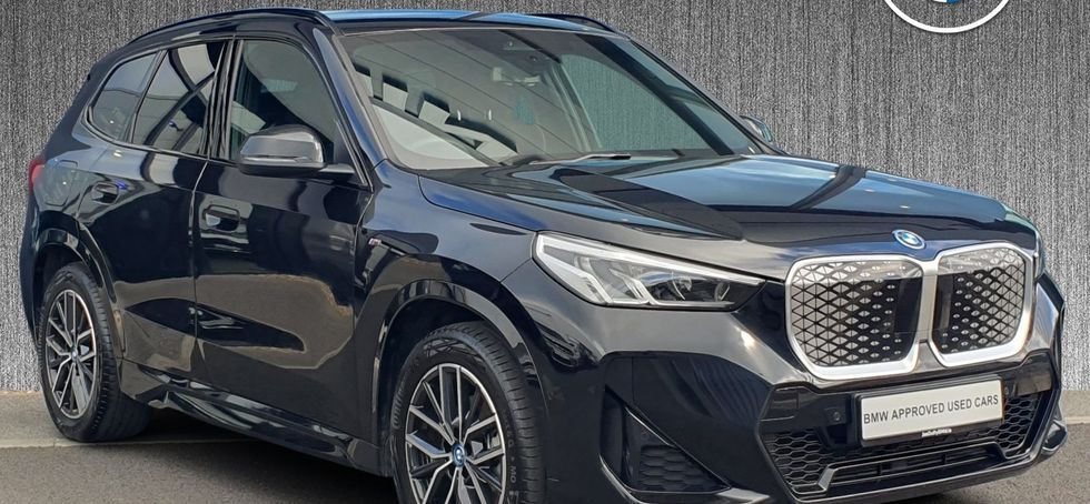 BMW iX1 2025