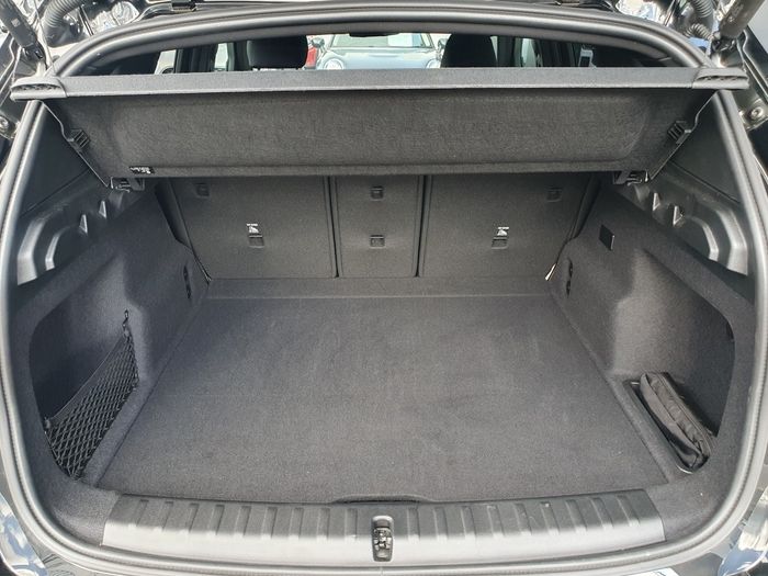 BMW iX1 2025