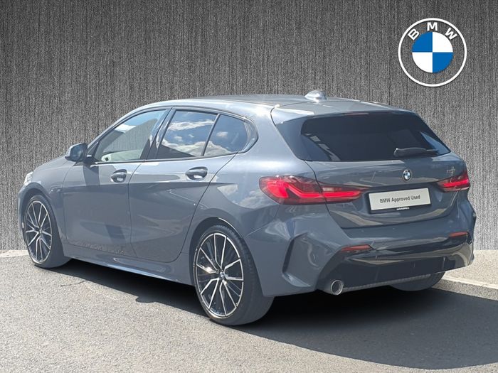 BMW 1 Series 2021