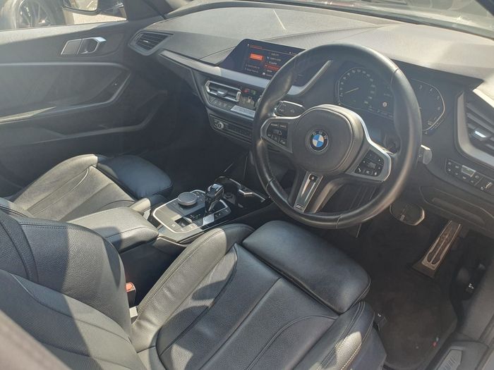 BMW 1 Series 2021