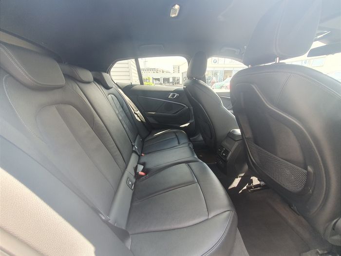 BMW 1 Series 2021