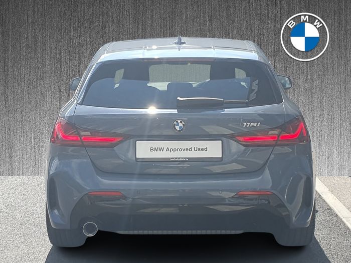 BMW 1 Series 2021