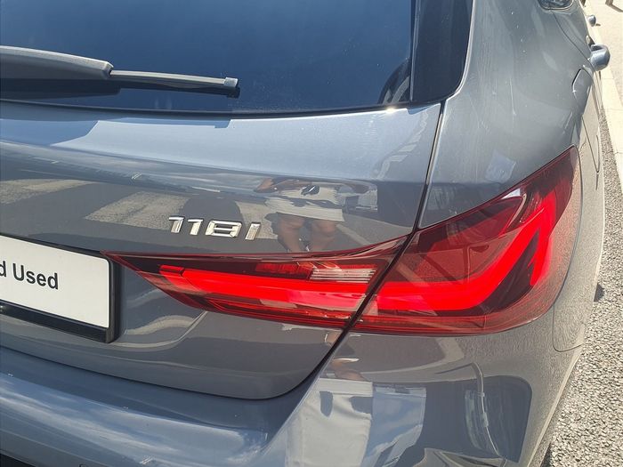BMW 1 Series 2021