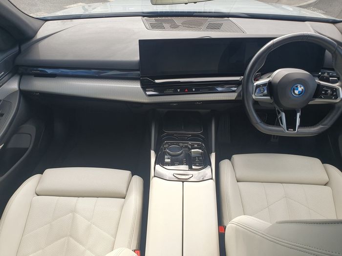 BMW 5 Series 2024