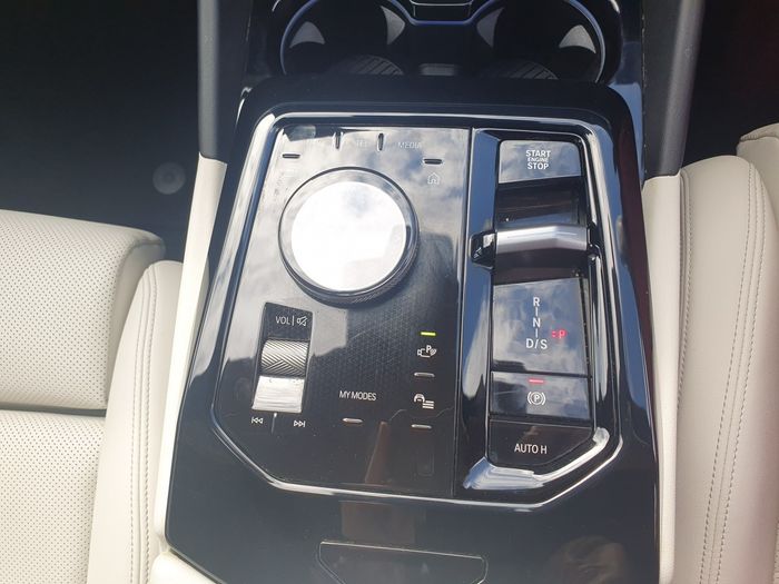 BMW 5 Series 2024