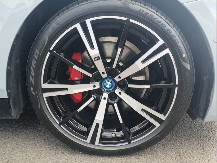 BMW 5 Series 2024
