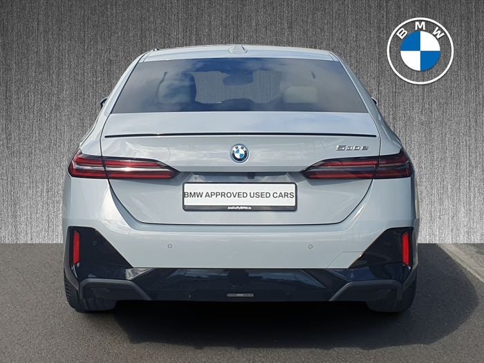 BMW 5 Series 2024