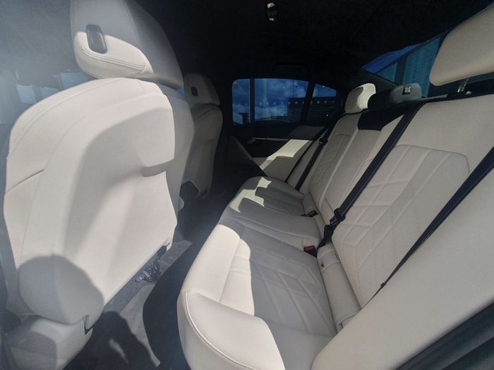 BMW 5 Series 2024