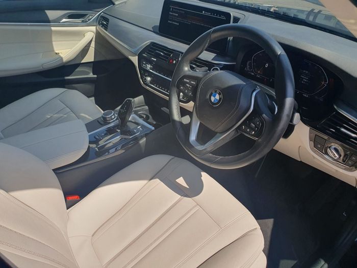 BMW 5 Series 2022