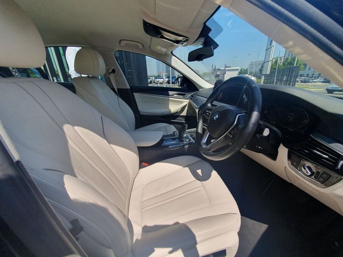 BMW 5 Series 2022