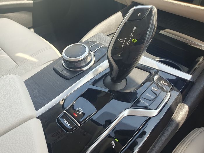 BMW 5 Series 2022