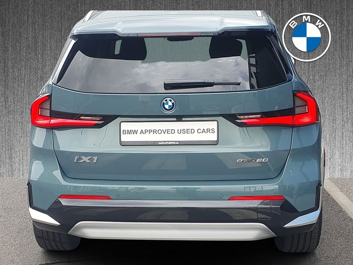 BMW iX1 2026