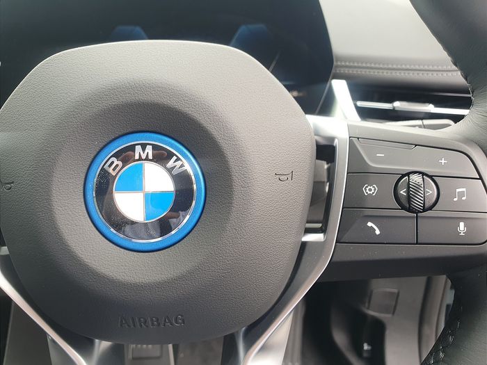 BMW iX1 2026