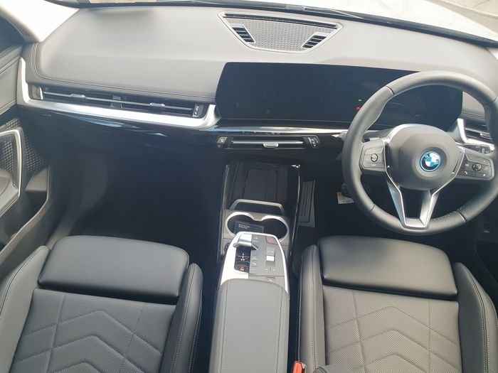 BMW iX1 2026