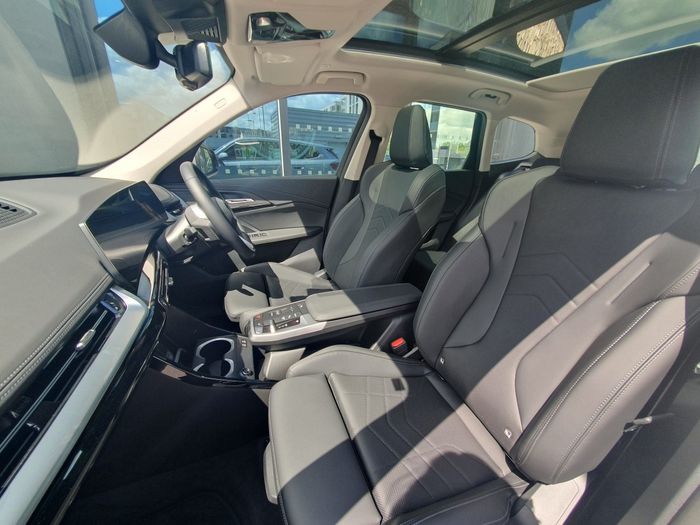 BMW iX1 2026