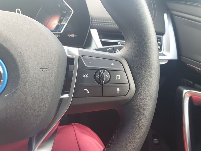 BMW iX1 2026