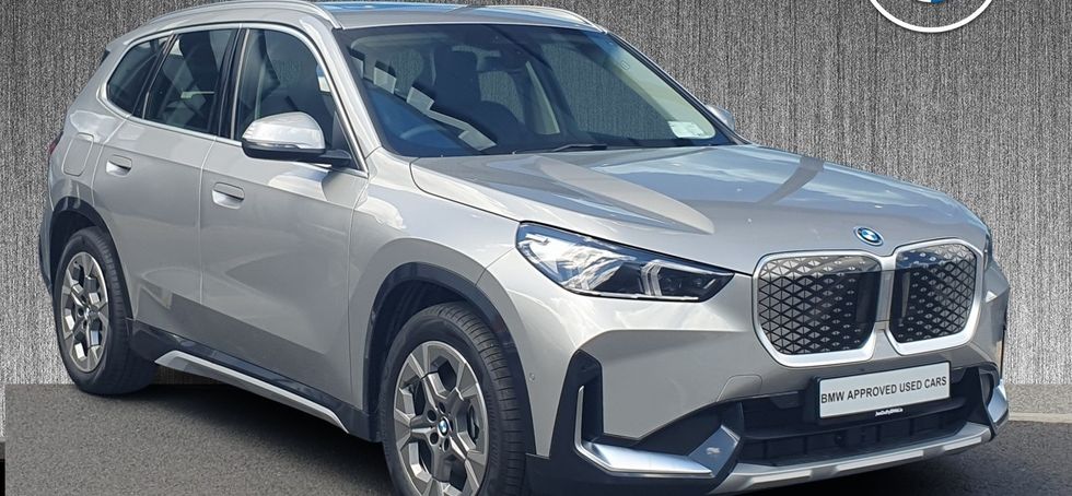 BMW iX1 2026