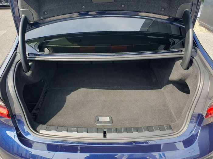 BMW 3 Series 2023