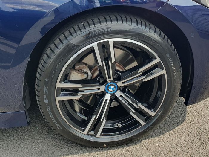 BMW 3 Series 2023