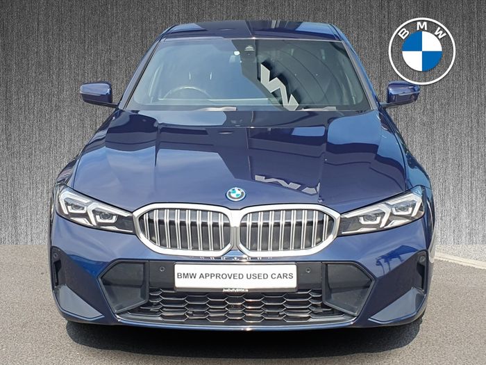 BMW 3 Series 2023