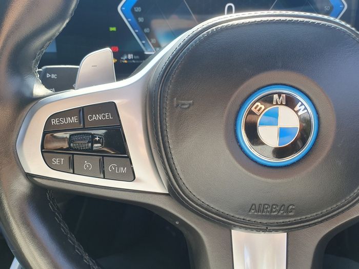 BMW 3 Series 2023