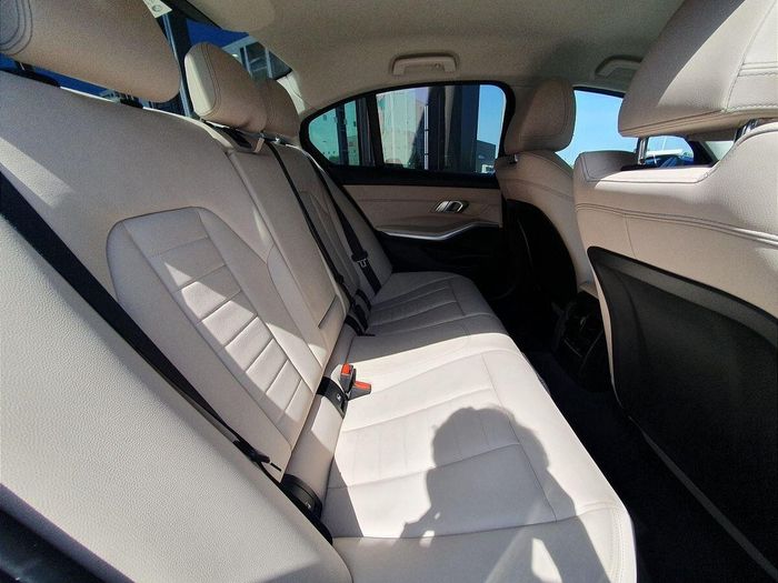 BMW 3 Series 2021