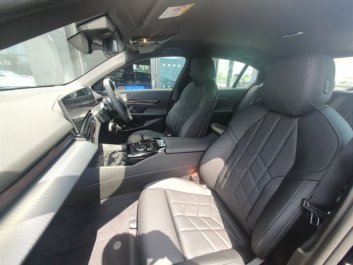 BMW 5 Series 2026