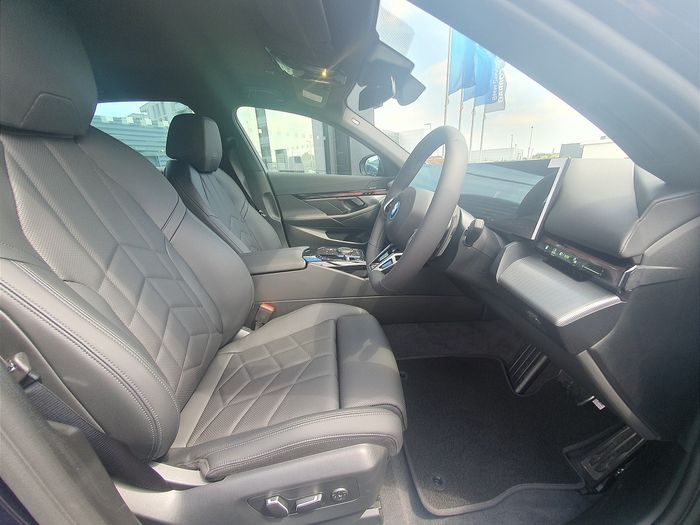 BMW 5 Series 2026