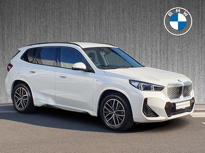 BMW iX1 2024