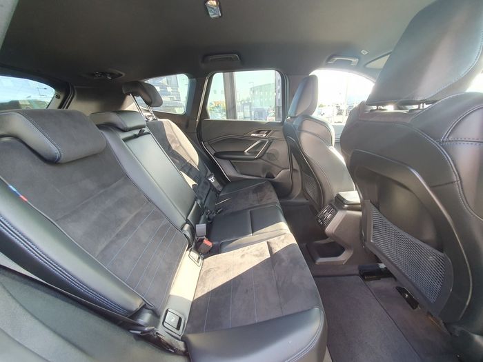 BMW iX1 2024