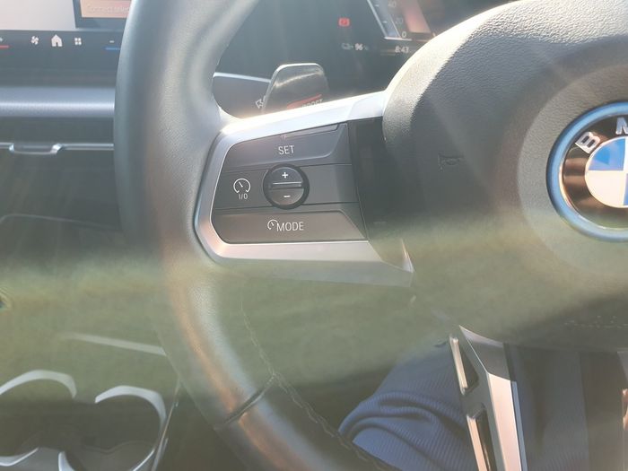 BMW iX1 2024