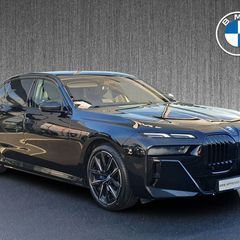 BMW i7 2023