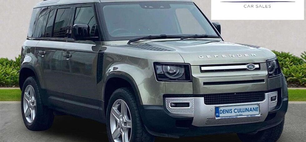 Land Rover Defender 2021