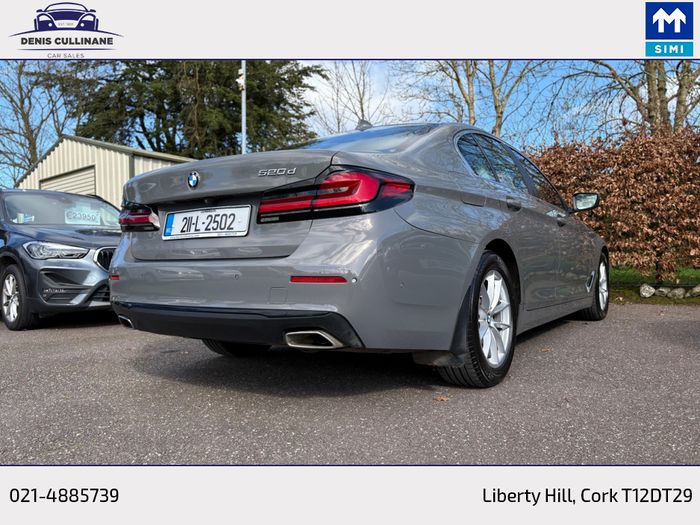 BMW 5 Series 2021
