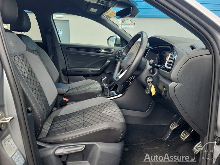 Volkswagen T-Roc 2024