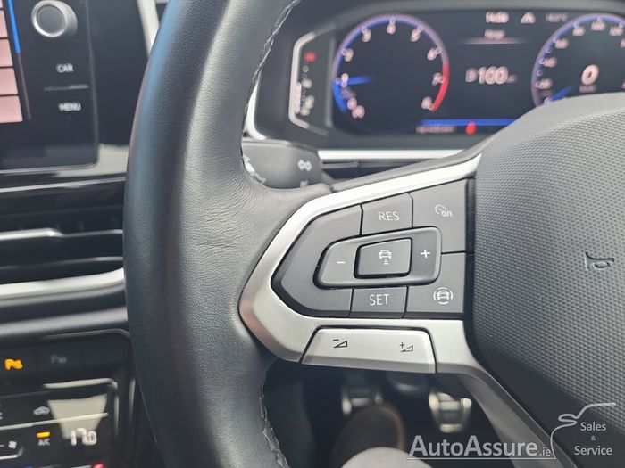 Volkswagen T-Roc 2024