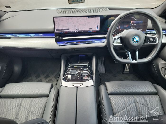 BMW i5 2024