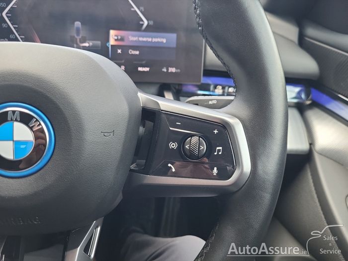 BMW i5 2024