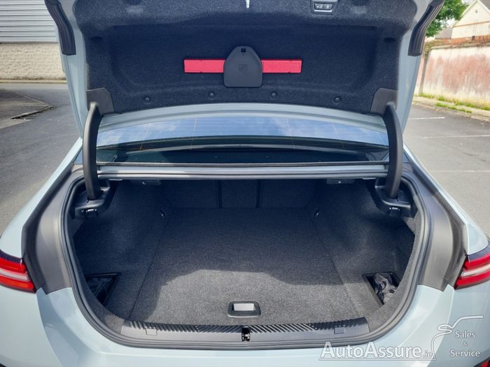 BMW i5 2024