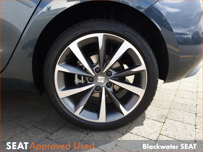 SEAT Leon 2025