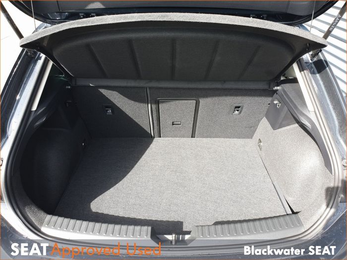 SEAT Leon 2025