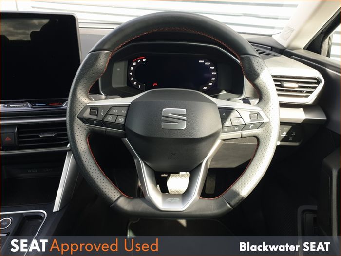 SEAT Leon 2025