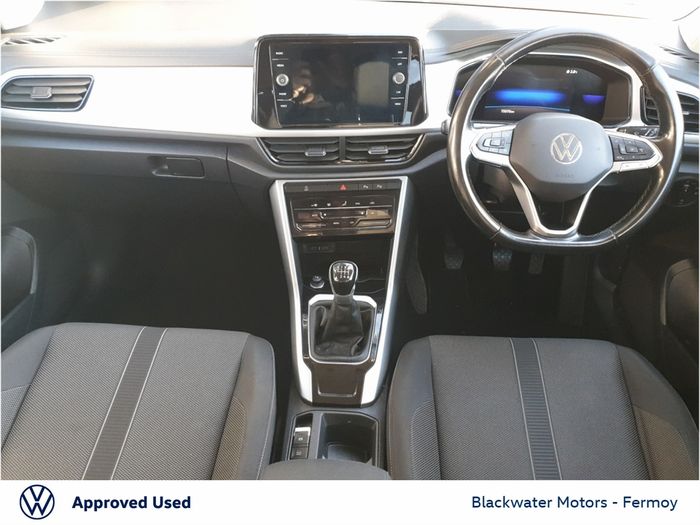 Volkswagen T-Roc 2023
