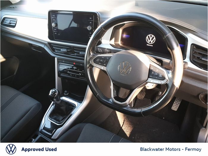 Volkswagen T-Roc 2023