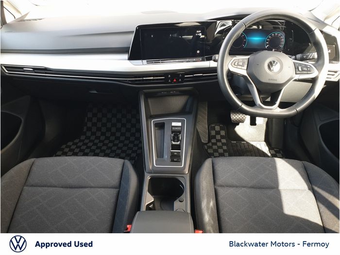 Volkswagen Golf 2022
