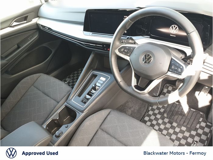 Volkswagen Golf 2022