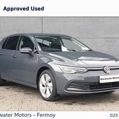 Volkswagen Golf 2021